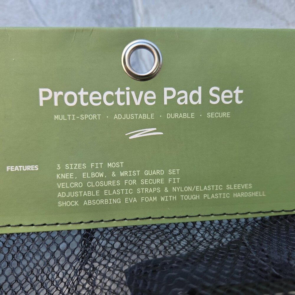multi-sport protective pad set NEW IN PACKAGE